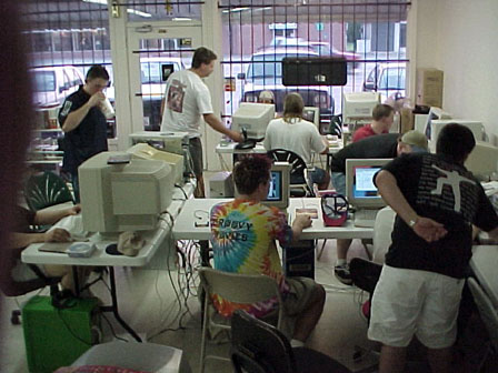 room1.jpg (56158 bytes)