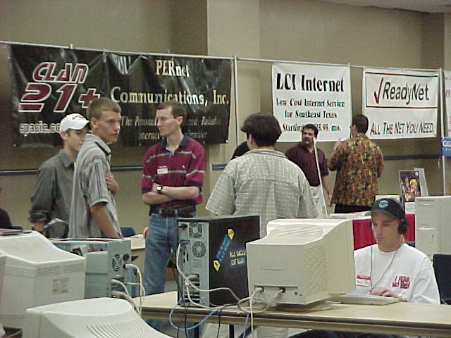 gcon3.jpg (73800 bytes)